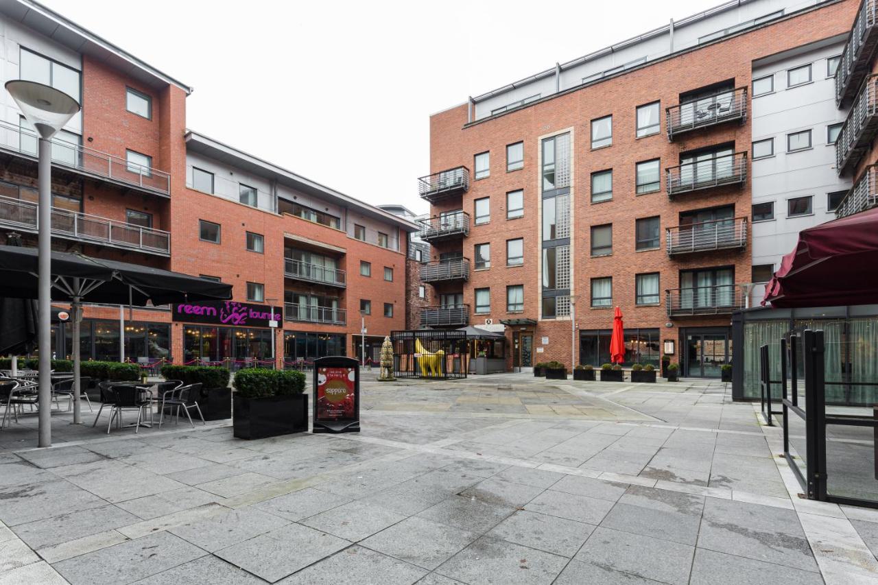 Centrally Located Apartment In Duke Street- Free Parking- Two Bathrooms Liverpool Exterior foto