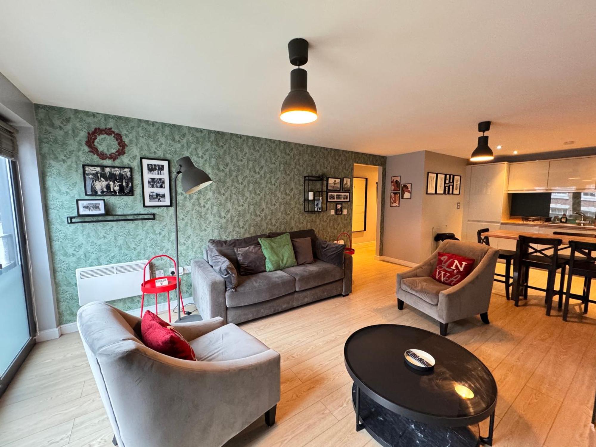 Centrally Located Apartment In Duke Street- Free Parking- Two Bathrooms Liverpool Exterior foto